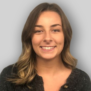 A headshot of Brenna Hayes.