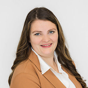 Headshot of Alicia Austin